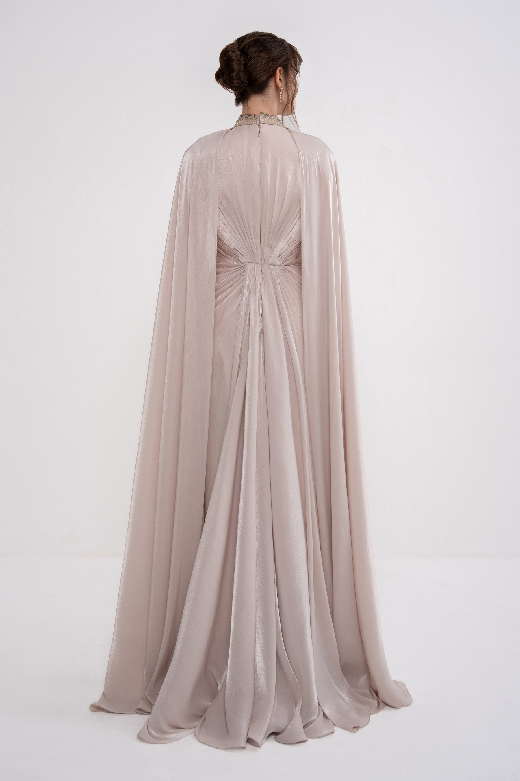 Elegant Glory Dress by Manel-Fashion featuring a stylish design, perfect for formal occasions and evening wear.