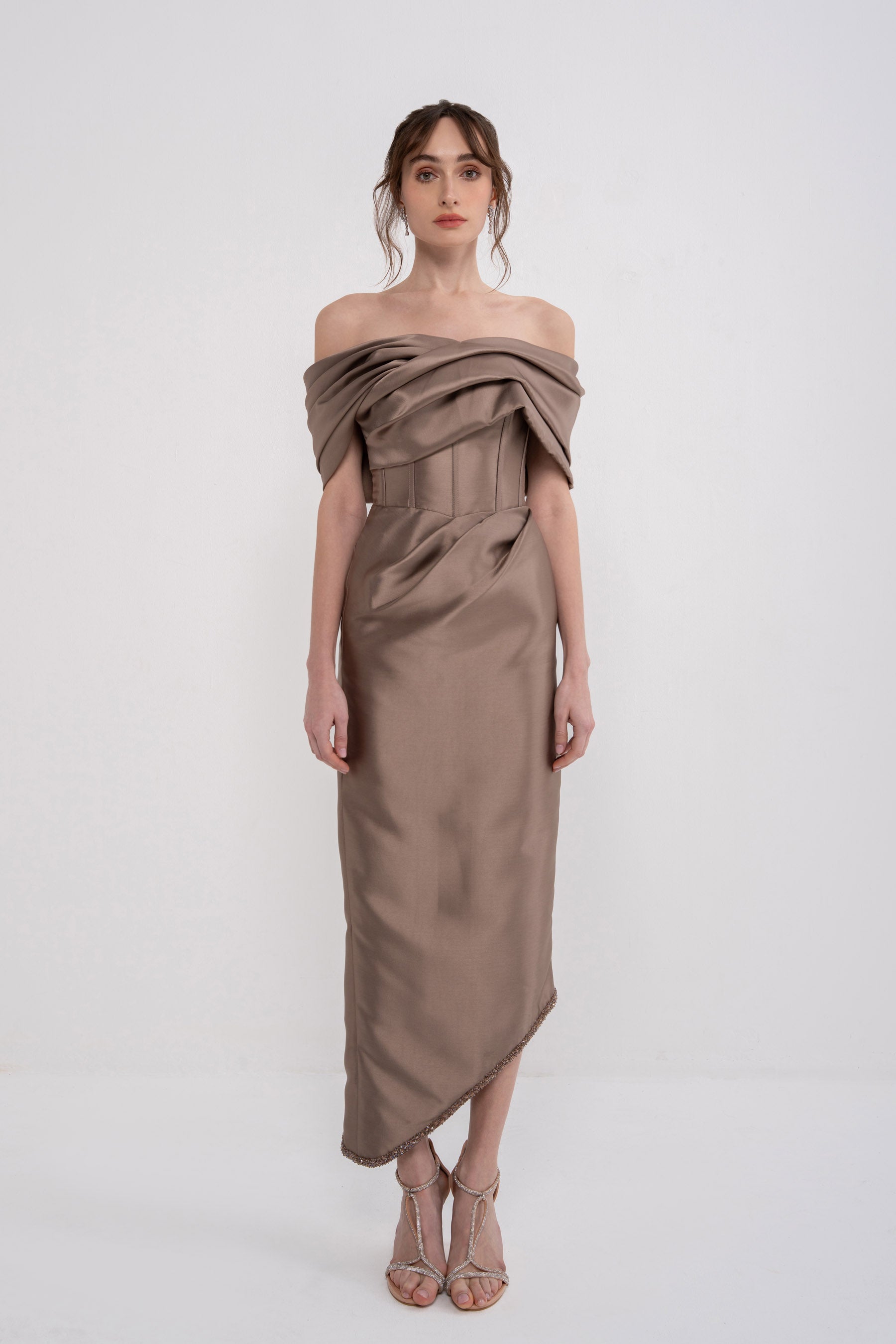 Elegant NERA dress by MANEL-FASHION featuring a stylish design, perfect for formal occasions.