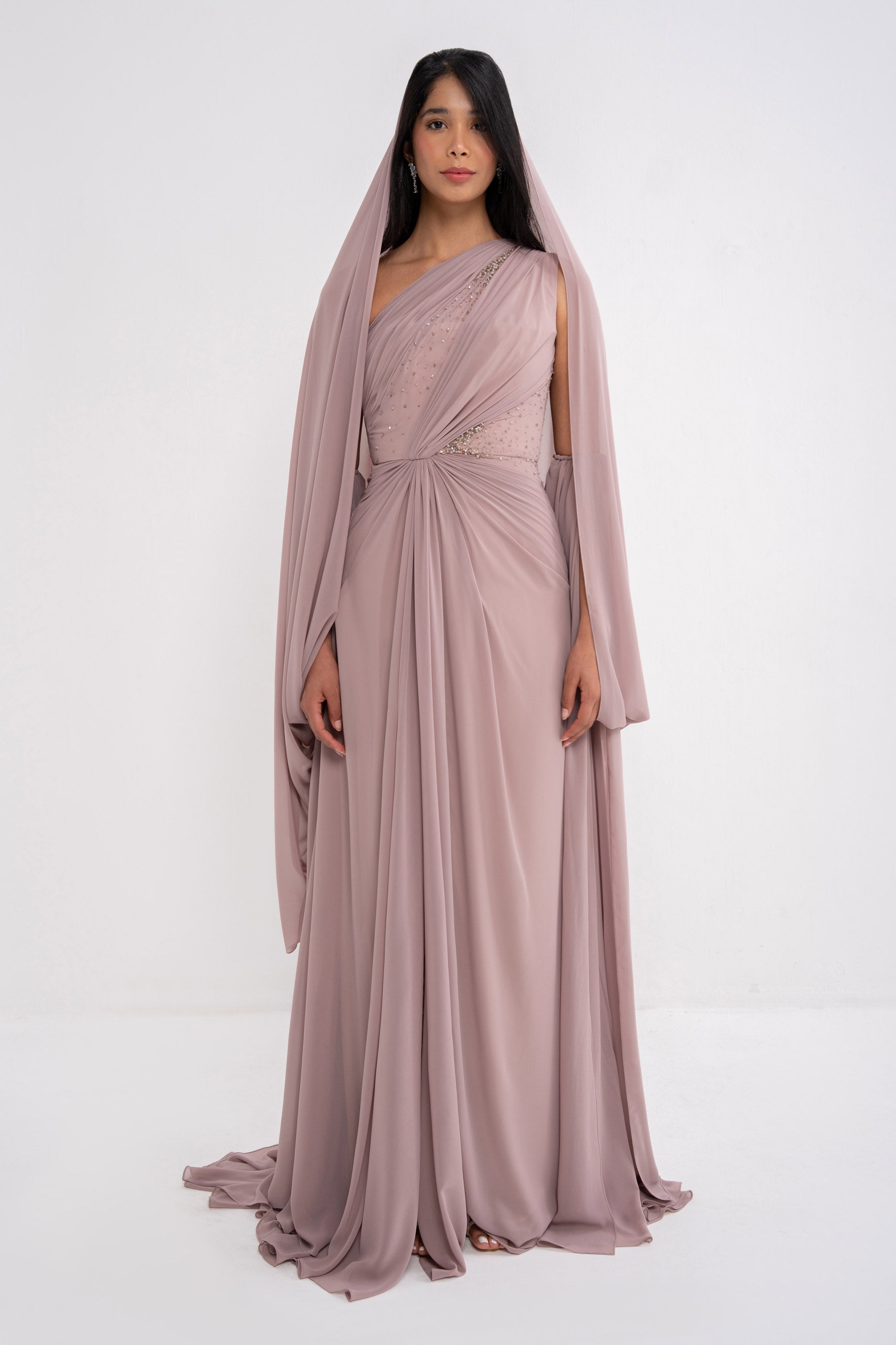 Manel-Fashion Myth Dress in elegant fabric, featuring a stylish design with detailed embroidery and a flattering fit.