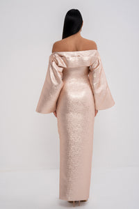 MANEL-FASHION JUNO SET featuring stylish matching top and bottom in a modern design, perfect for casual or lounge wear.